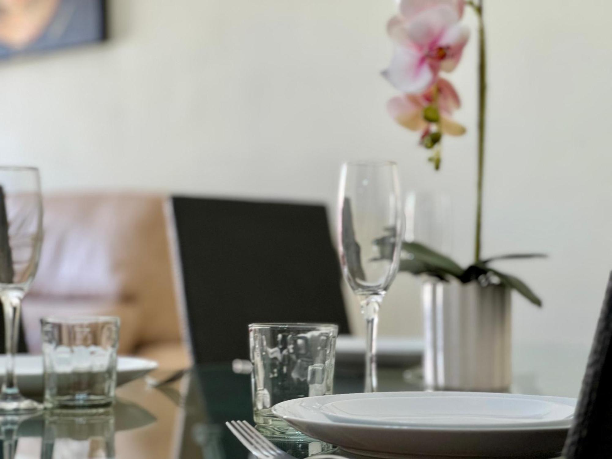 Lujoso Piso Centro Aparcamiento Privado, Terraza & Ac Apartment Малага Екстериор снимка
