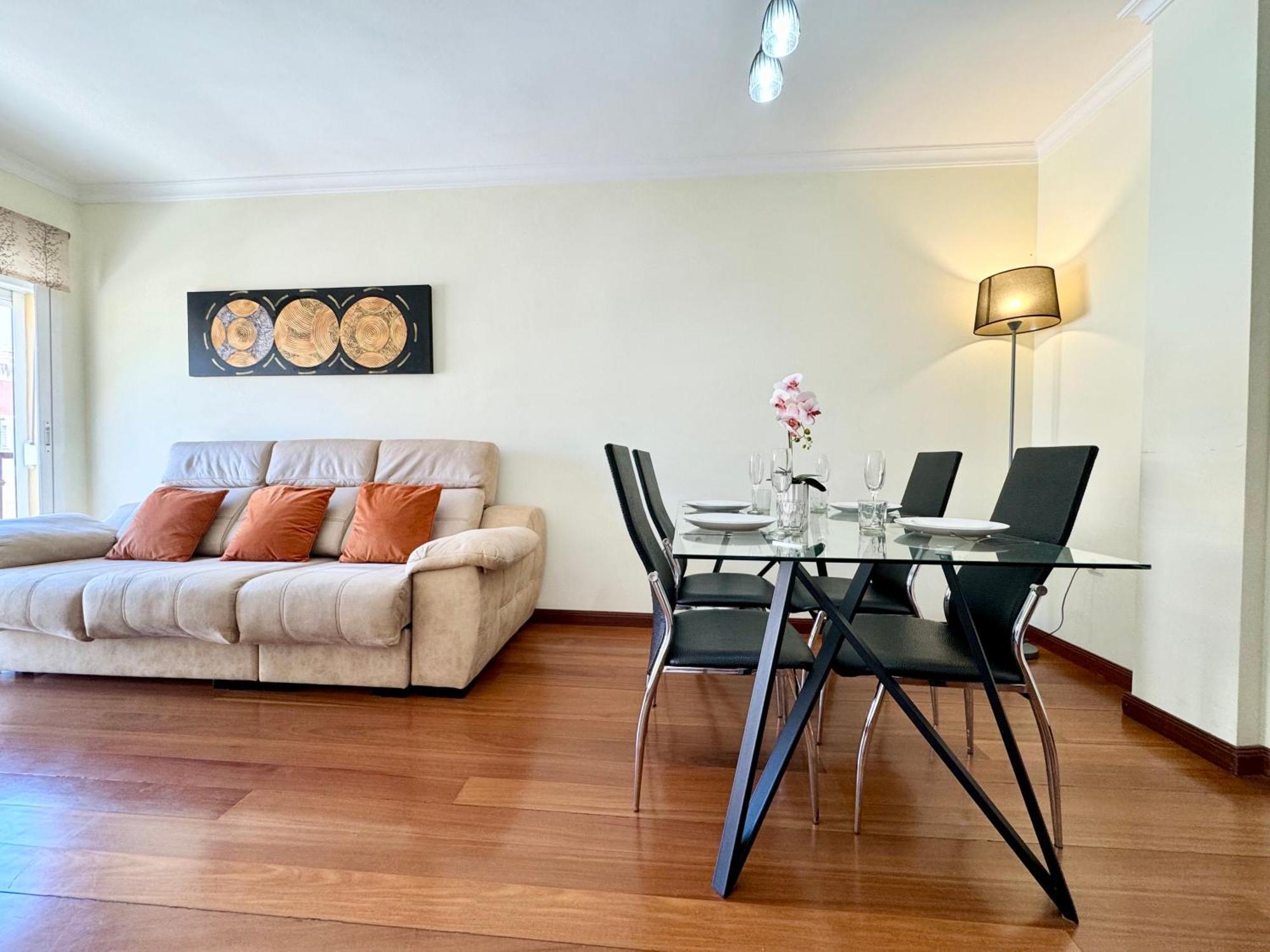 Lujoso Piso Centro Aparcamiento Privado, Terraza & Ac Apartment Малага Екстериор снимка