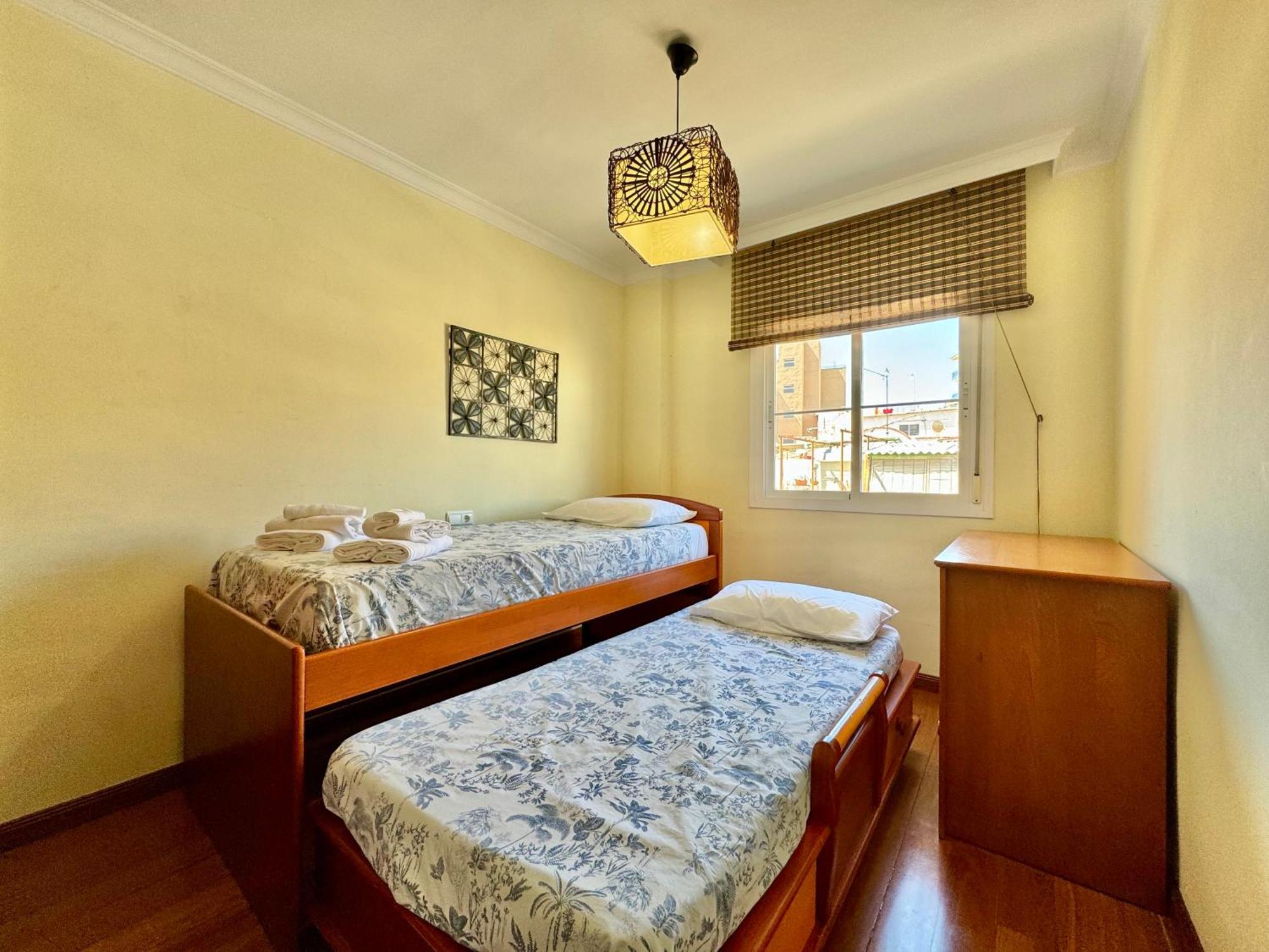 Lujoso Piso Centro Aparcamiento Privado, Terraza & Ac Apartment Малага Екстериор снимка