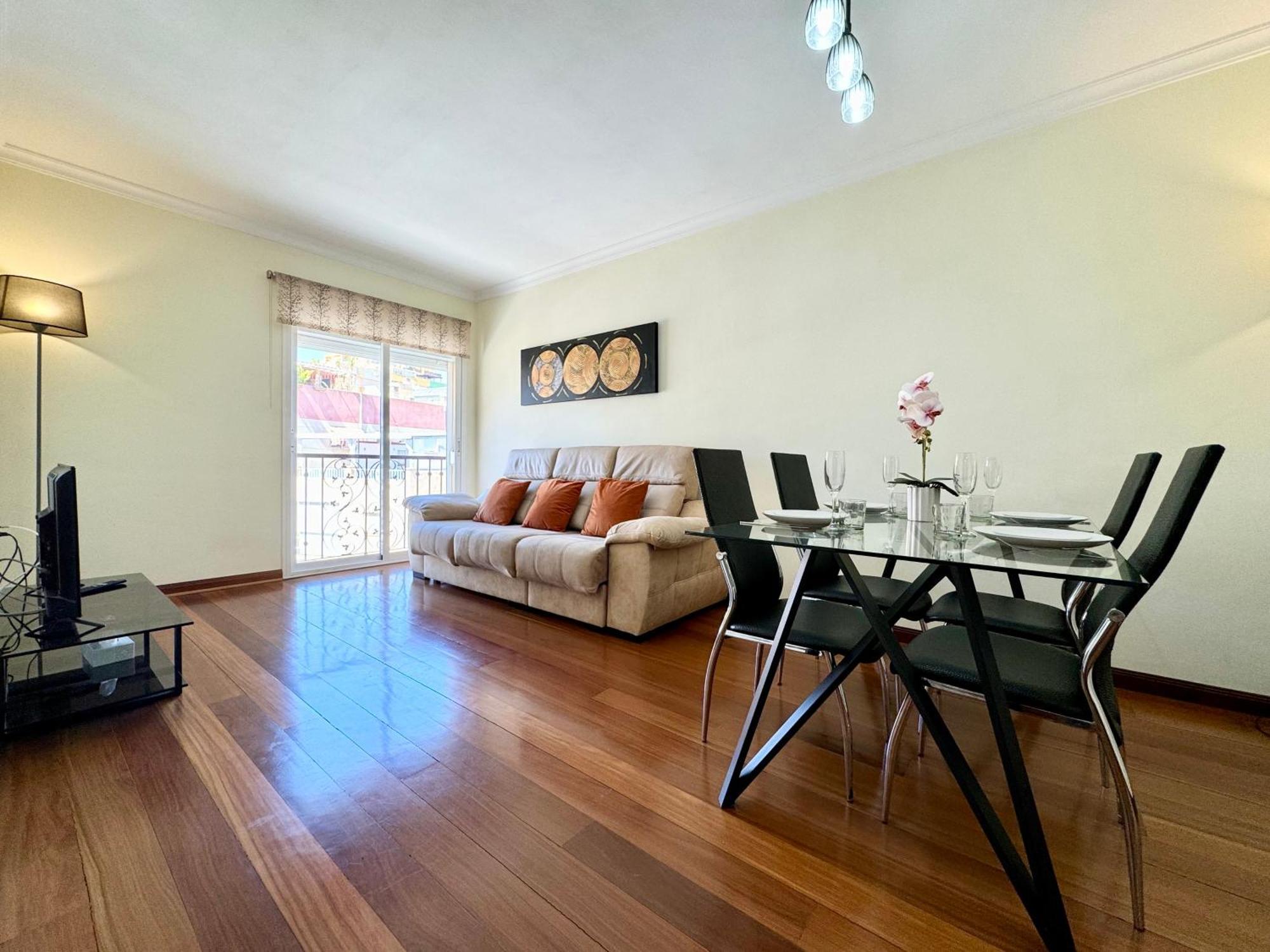 Lujoso Piso Centro Aparcamiento Privado, Terraza & Ac Apartment Малага Екстериор снимка