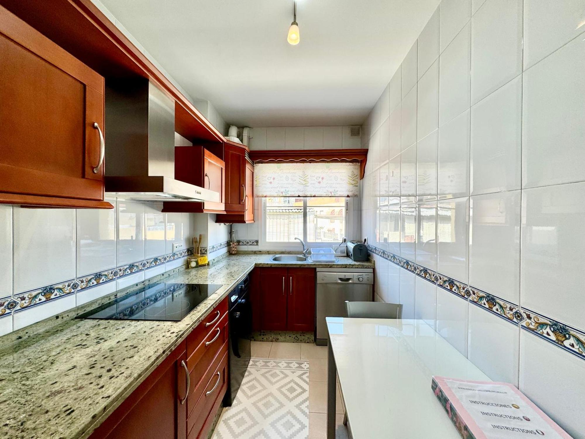 Lujoso Piso Centro Aparcamiento Privado, Terraza & Ac Apartment Малага Екстериор снимка
