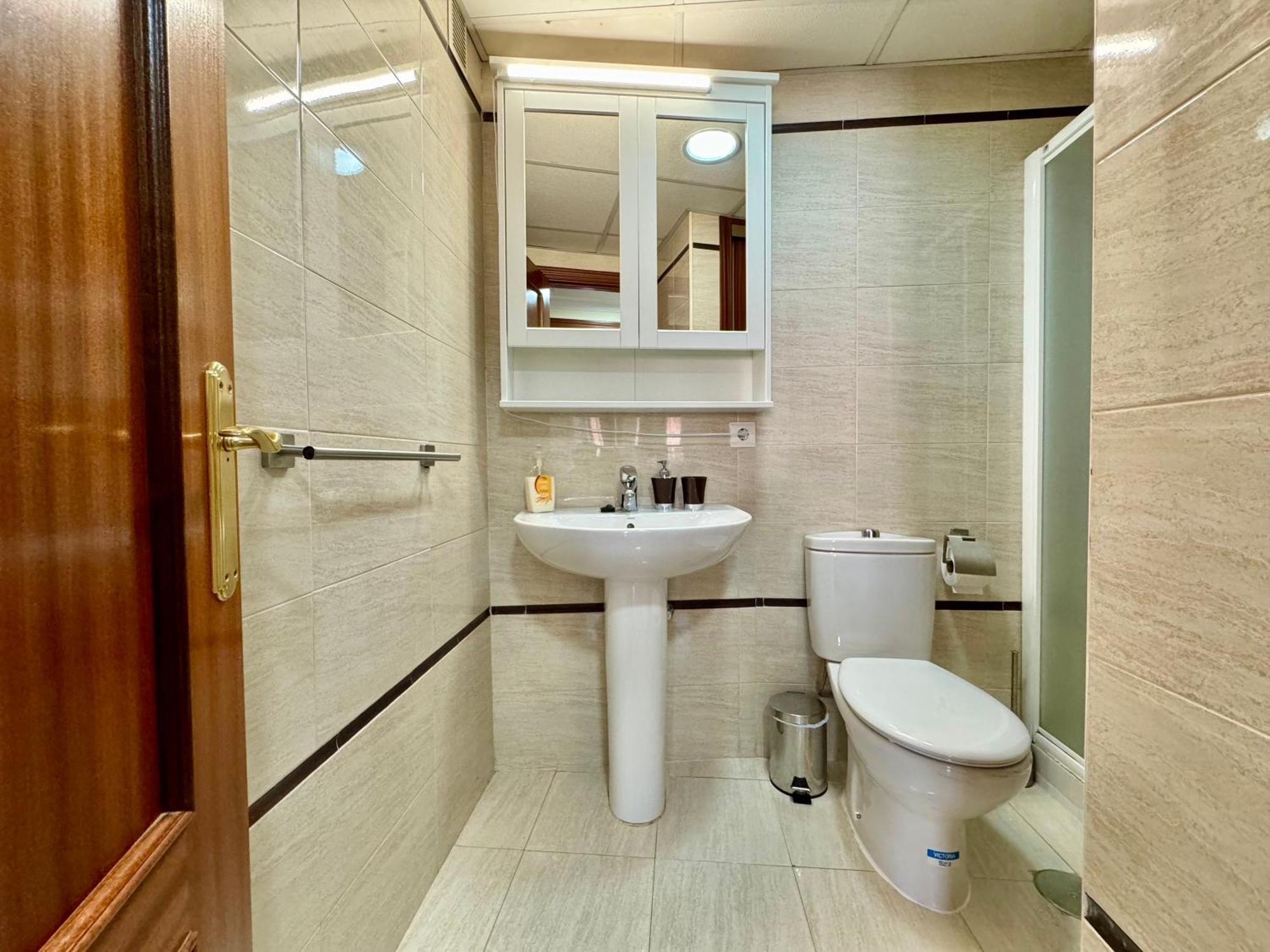Lujoso Piso Centro Aparcamiento Privado, Terraza & Ac Apartment Малага Екстериор снимка